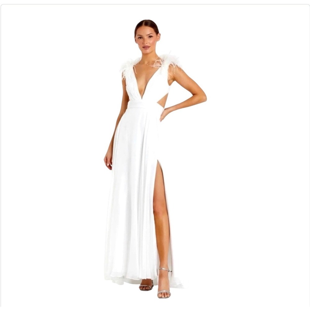 NEW MAC DUGGAL Ostrich Feather A-Line Gown White Size 2 Style 68113 NWT